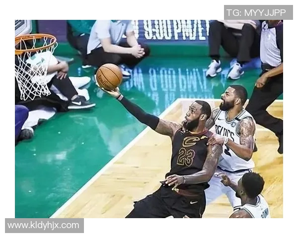 詹姆斯在对阵凯尔特人的第46场较量中展现传奇风采与篮球智慧